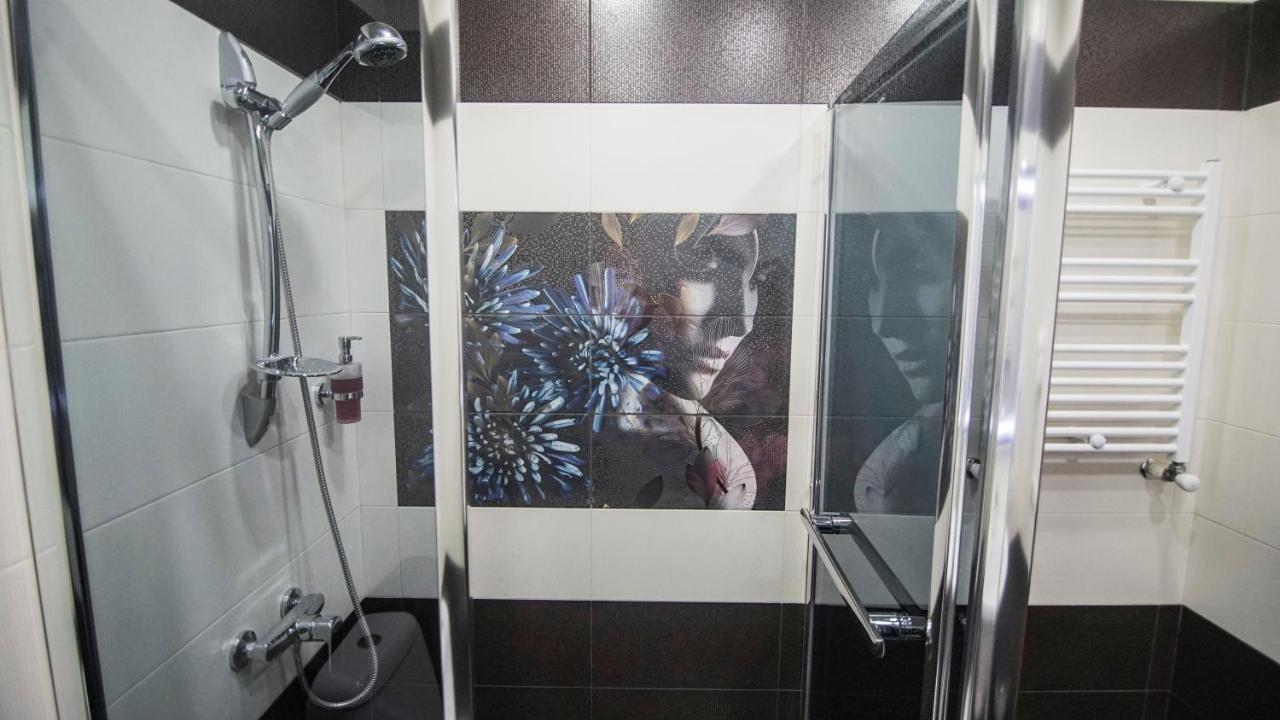 Hotel Juralius Tiflis Dış mekan fotoğraf