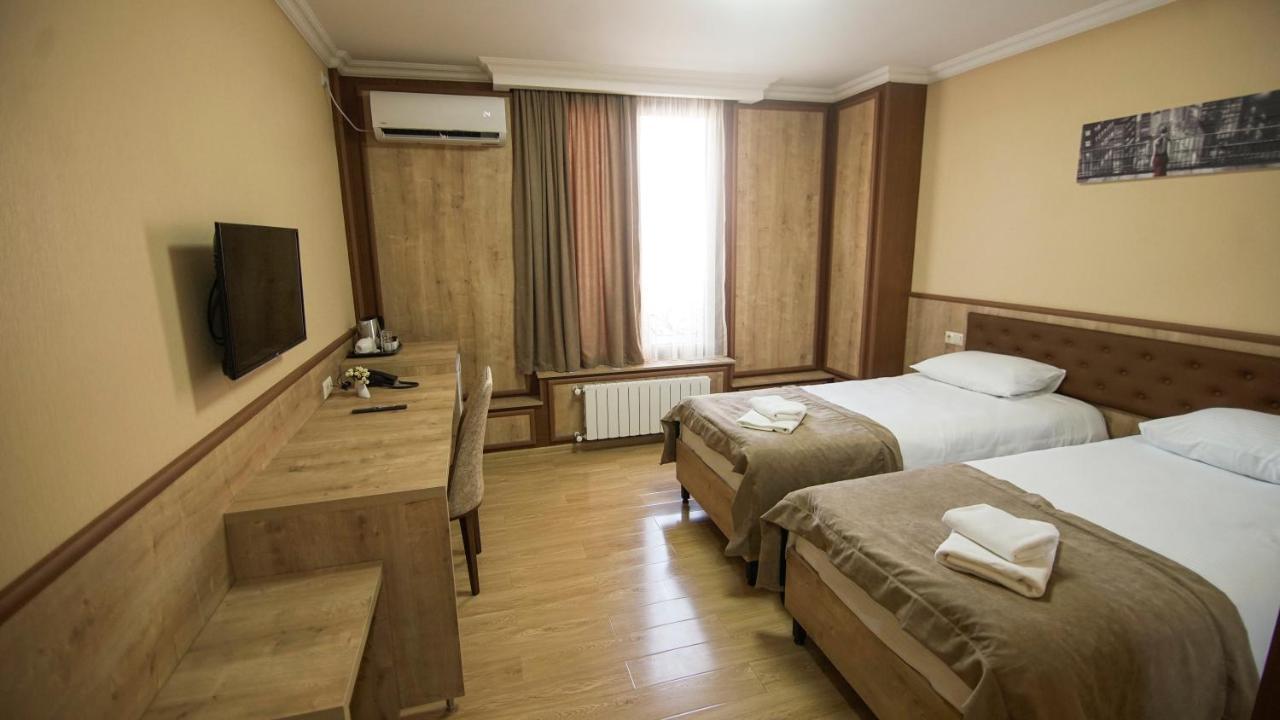 Hotel Juralius Tiflis Dış mekan fotoğraf