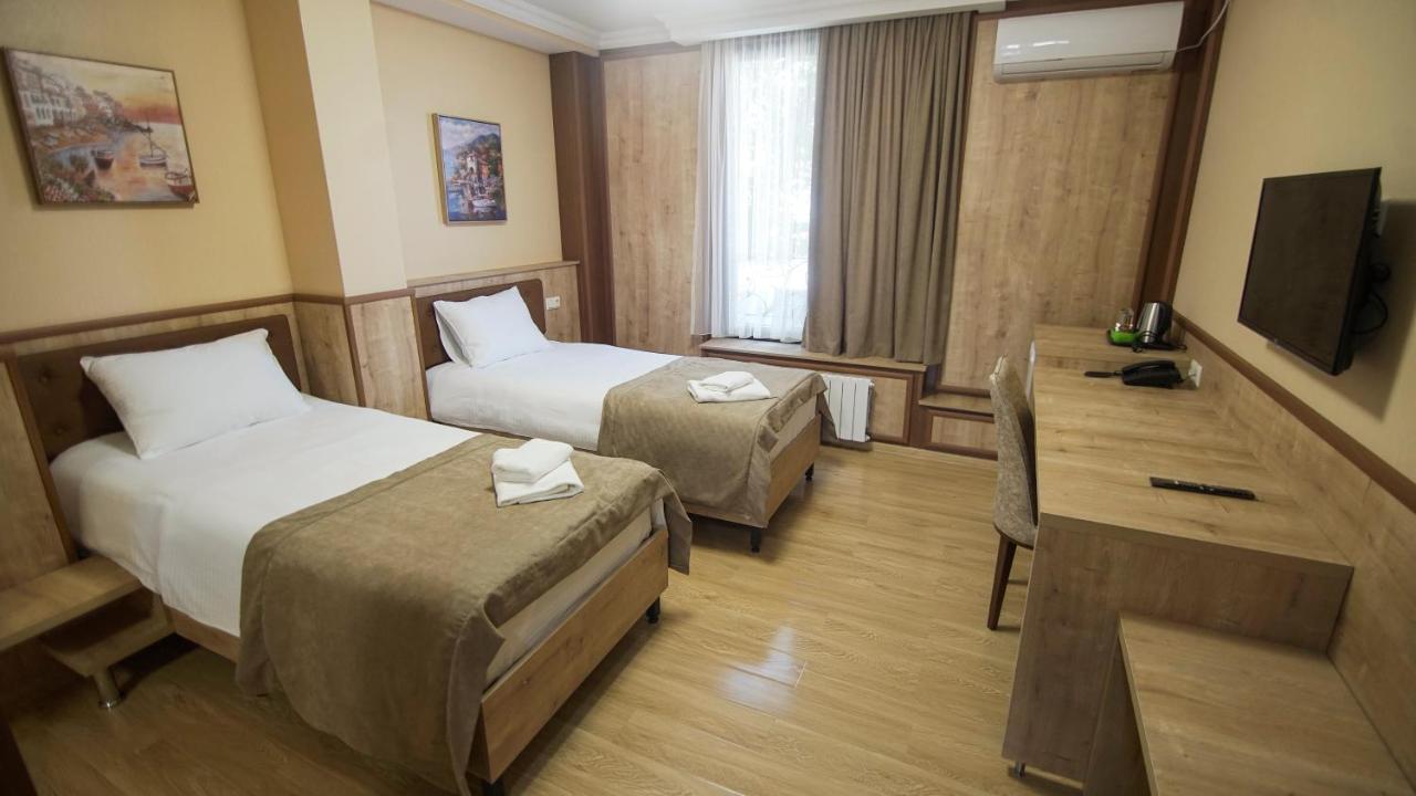 Hotel Juralius Tiflis Dış mekan fotoğraf