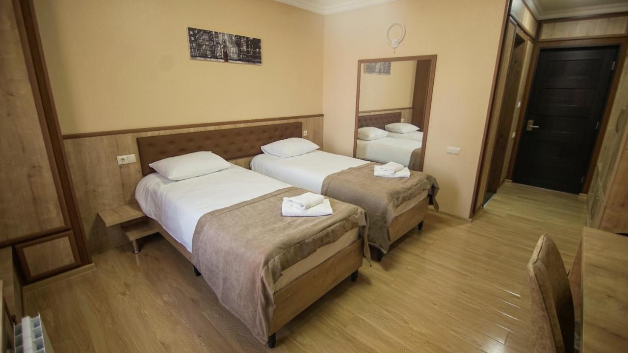 Hotel Juralius Tiflis Dış mekan fotoğraf