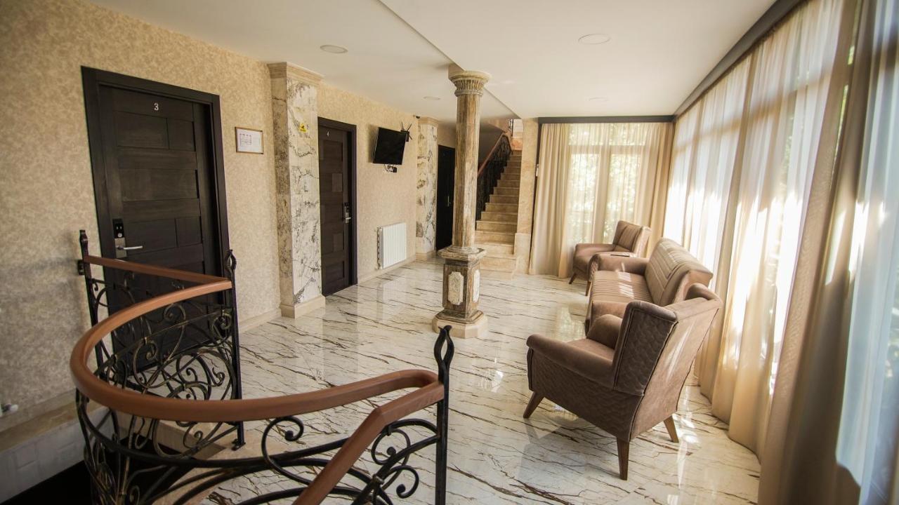 Hotel Juralius Tiflis Dış mekan fotoğraf