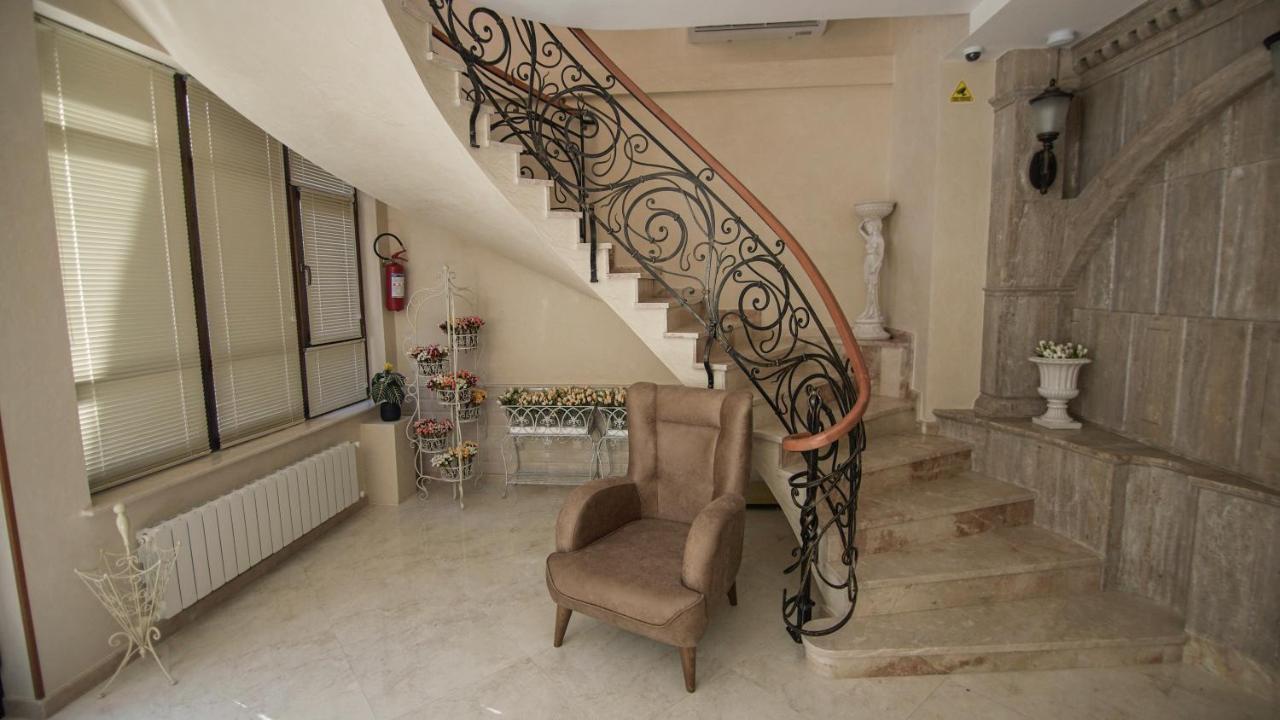 Hotel Juralius Tiflis Dış mekan fotoğraf