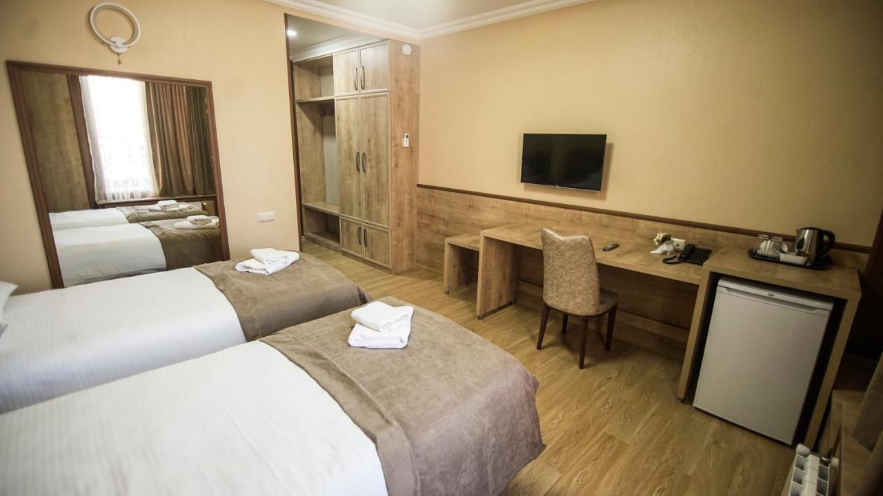Hotel Juralius Tiflis Dış mekan fotoğraf
